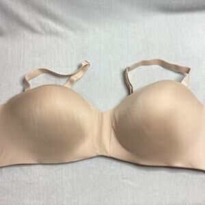 Maidenform Nude bra size 40D